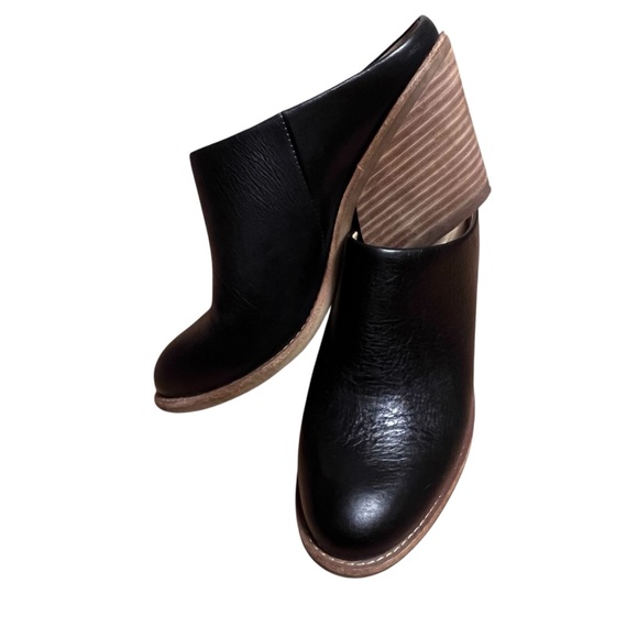 Sofft Black Leather Tasha Mule Stacked Heel Padded Insole Sz. 7 - Picture 2 of 7